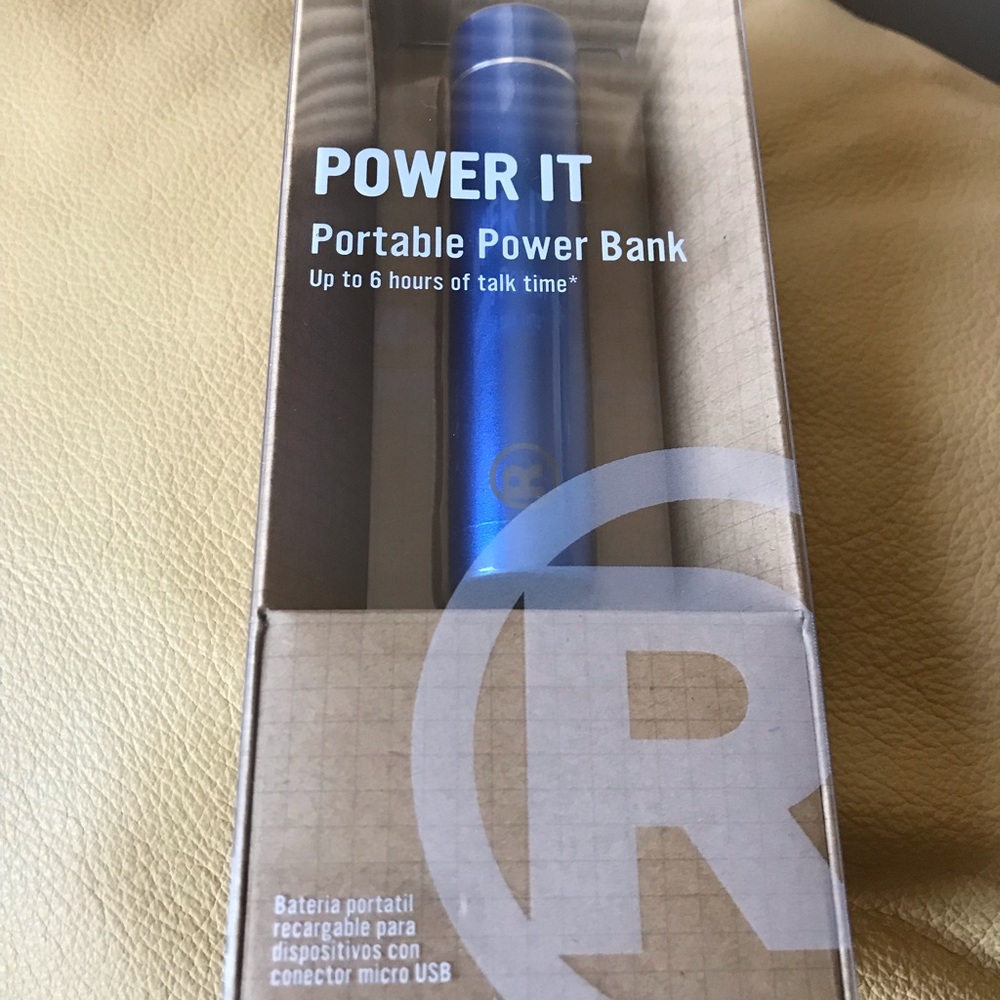 PORTABLE PHONE CHARGER